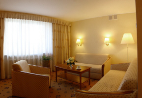 Hotel **** Prezydencki Rzeszów pokoje apartamenty centrum kongresowe w Polsce