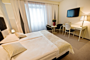 PREZYDENCKI готель в Жешові Польща номери апартаменти конференц-центр